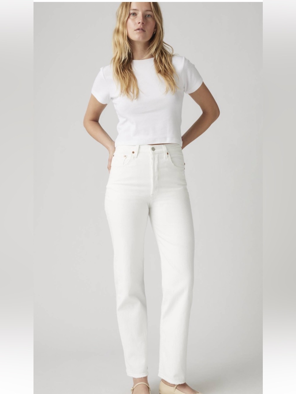 Levi High-Rise Ribcage Straight Leg Jeans in White